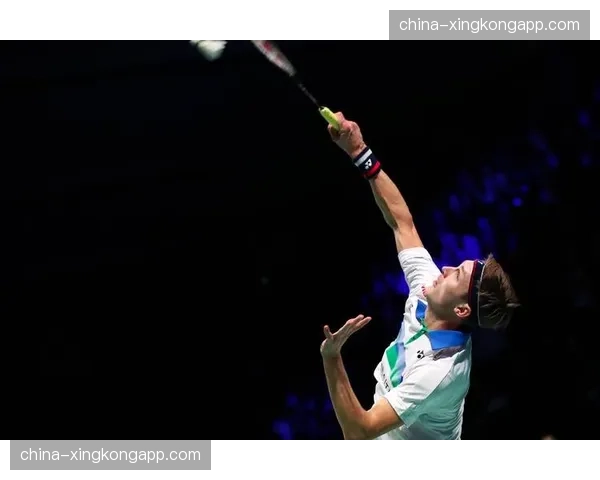 全英羽毛球公开赛现场,观众齐声高唱生日歌为安赛龙庆生 全英羽毛球公开赛现场,观众齐声高唱生日歌为安赛龙庆生